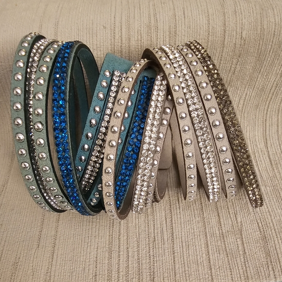 Sparkly snap closure wrap bracelet - Picture 1 of 9